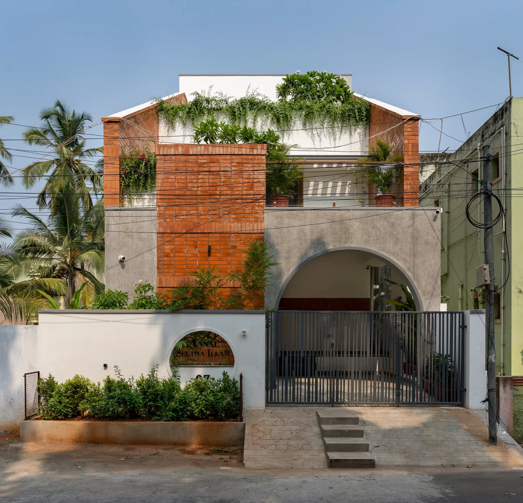 Suvadu Annai Sita Illam by DLEA